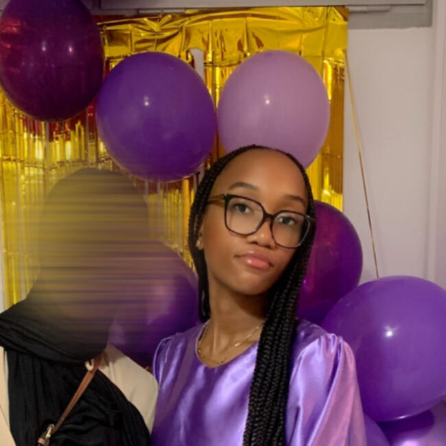 Nanny in Marseille: Saandati