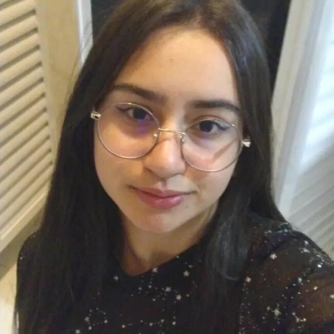 Babysitter in Carambeí: Kimberlly