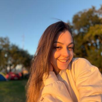 Babysitter in Caxias do Sul: Staiane