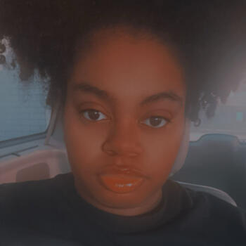 Babysitter Chicago: Khalia