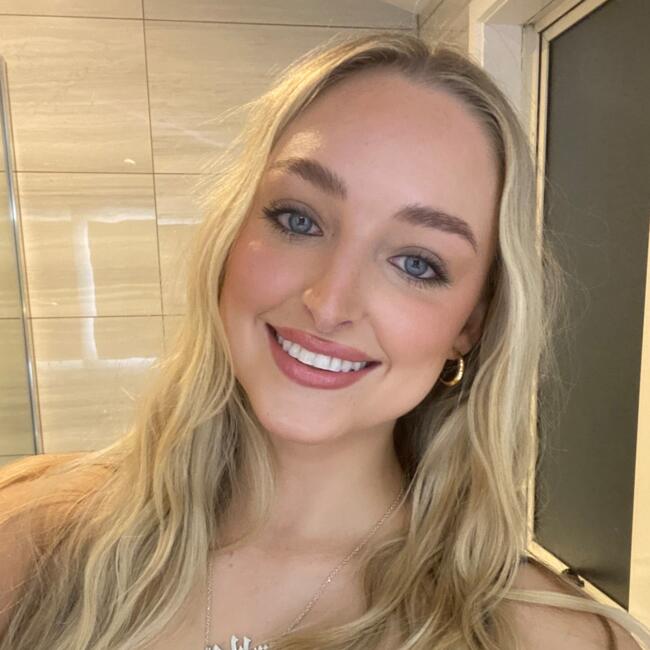 Babysitter in Auckland: Charlotte