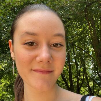 Baby-sitter in Montigny-le-Bretonneux: Lizéa