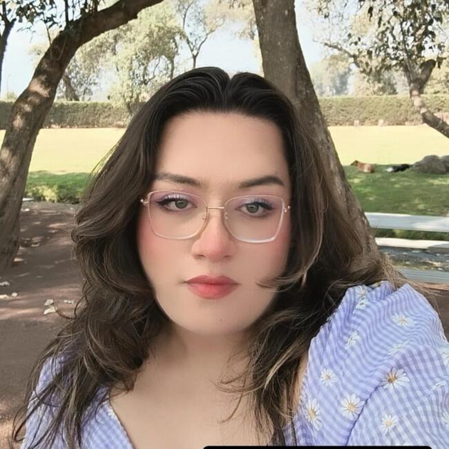 Babysitter in Mexico City: Gina