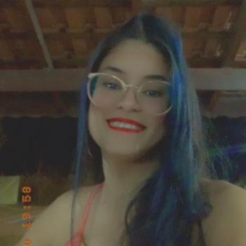 Babysitter in Praia Grande: Beatriz