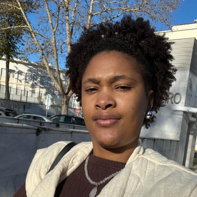 Babysitter in Sintra: Solangila