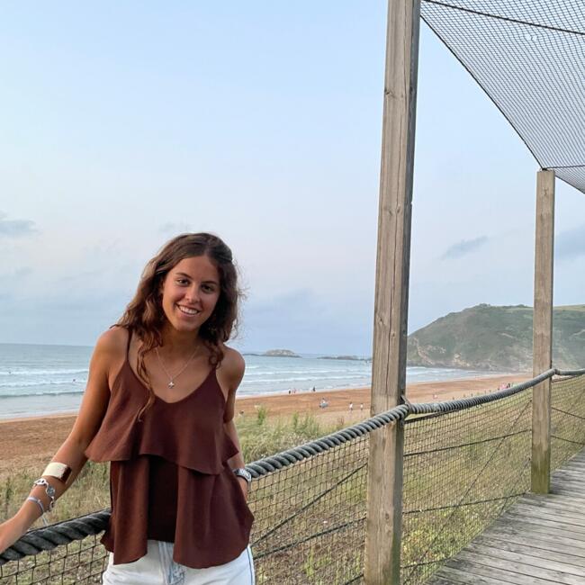 Babysitter in Madrid: Cova