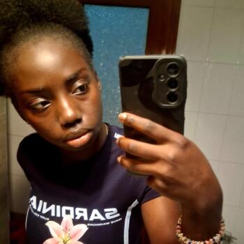 Babysitter Madone: Fatima
