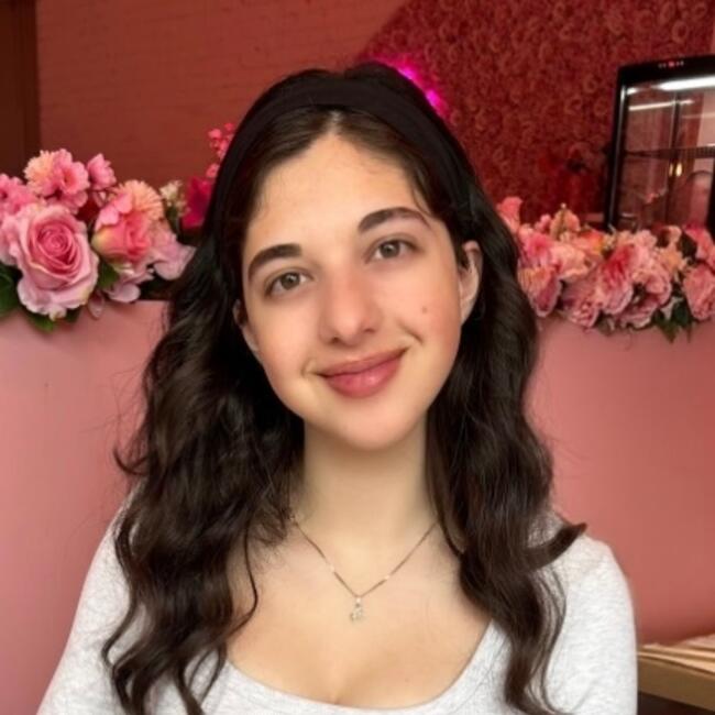 Baby-sitter in Melbourne: Alexandra