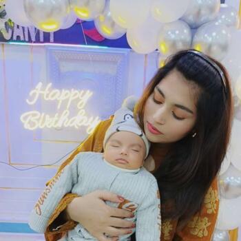 Babysitter στην περιοχή Sharjah: Zarnish chaudhary