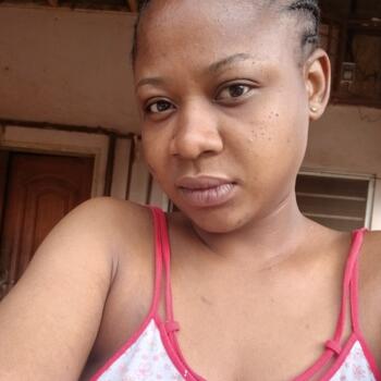 Niñera en Dubái: Patricia