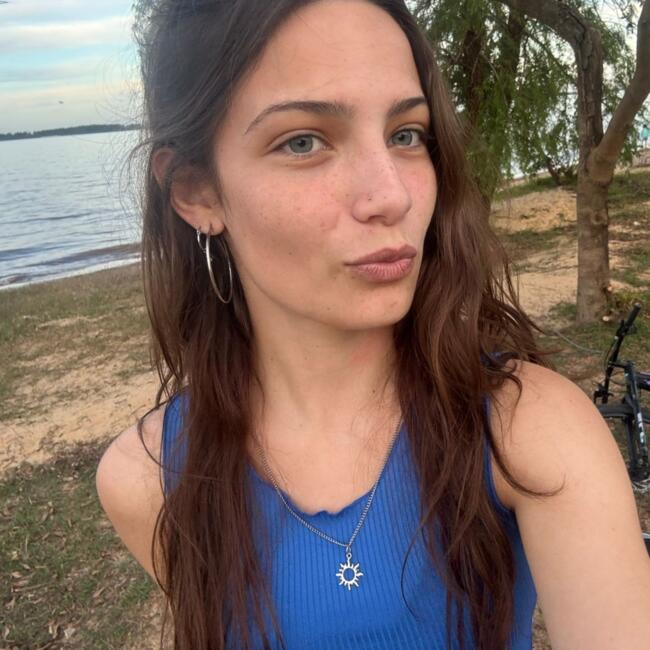 Niñera en Concepción del Uruguay: Delfina