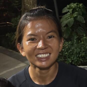 位于新加坡的家庭托育员: Xin Yan