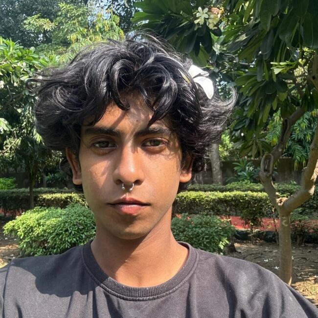 नई दिल्ली में बेबीसिटर: Amar