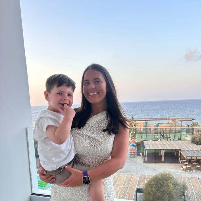 Babysitter in Edinburgh: Holly