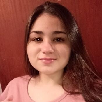 Babysitter in Viamão: Luana