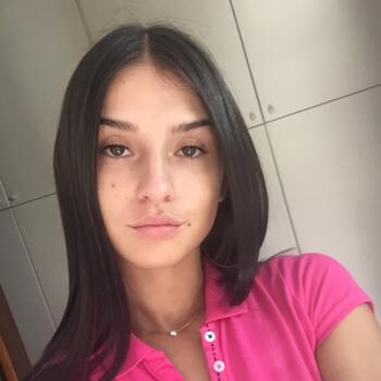 Babysitter a Milano: Jamira