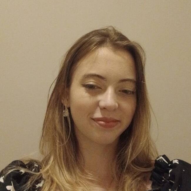 Babysitter in São José (São José): Thainá Fantine