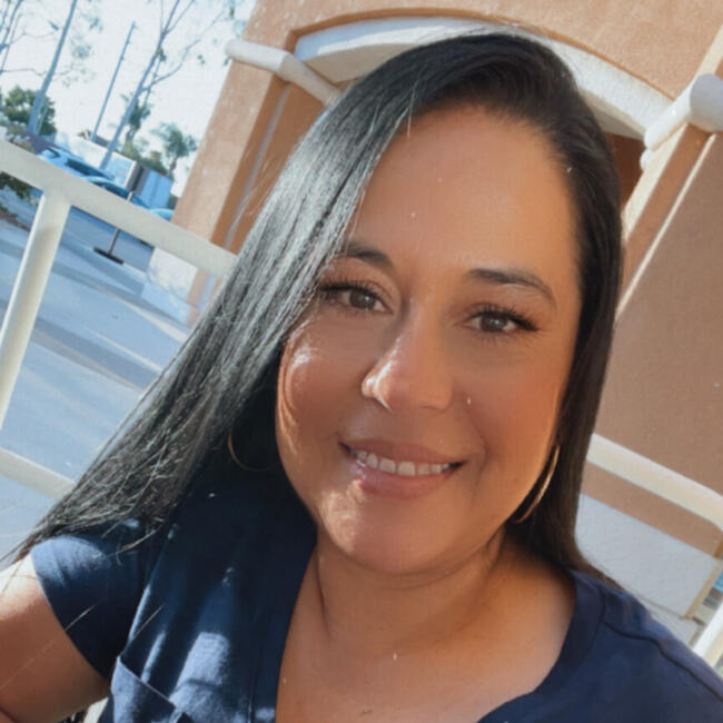 Nanny in La Habra: Dolores