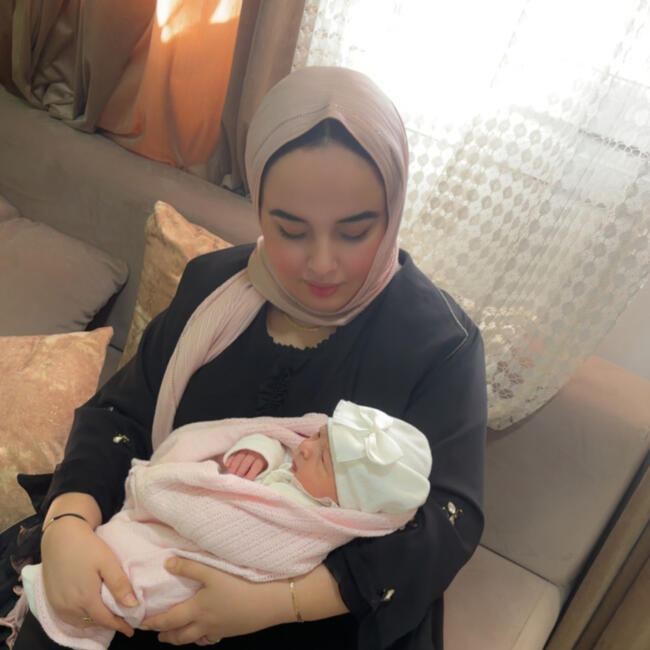 مربية أطفال في الناظور: Farah