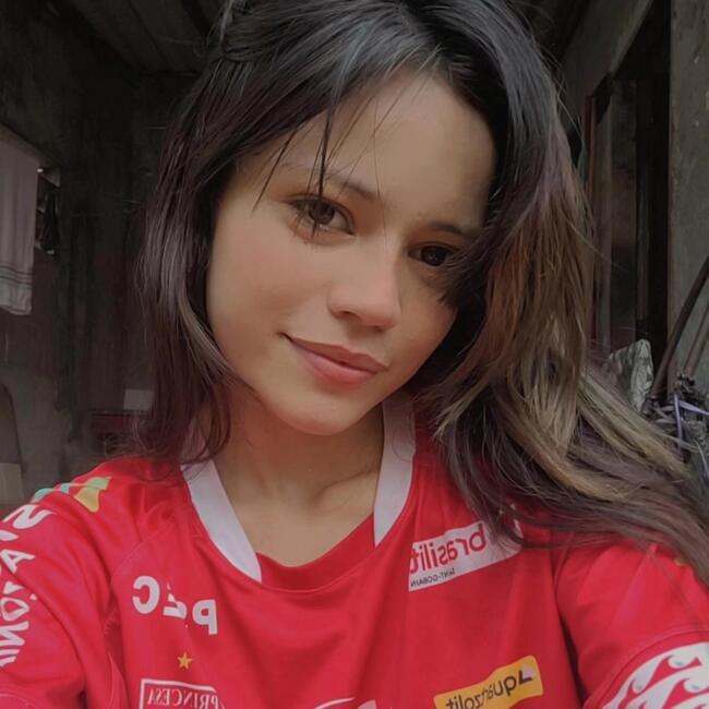 Babysitter in Ananindeua: Victoria Gomes