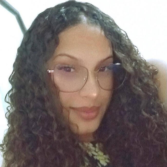 Emprego de babá em Recife: Bárbara
