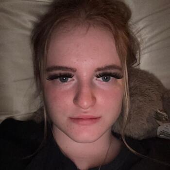 Babysitter in Stockport: Amelia