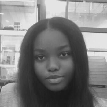 جليسة أطفال في إمارة الشارقة: Rosa