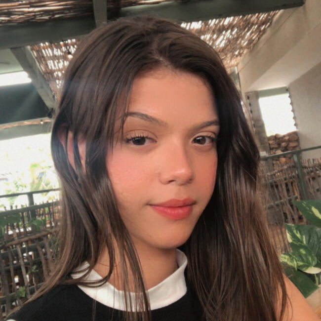 Babysitter in Natal: Letícia