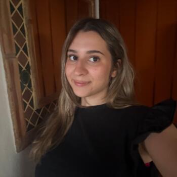Babysitter Hanches: Sara