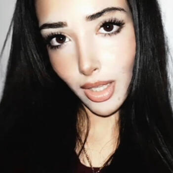 Babysitter in Lyon: Melly