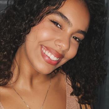 Babá Muriaé: Ágatha