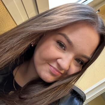 Babysitter in Muron: Jeanne