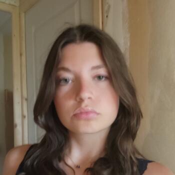 Baby-sitter in Dijon: Clara