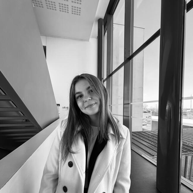 Babysitter in Saint-Lys: Louane