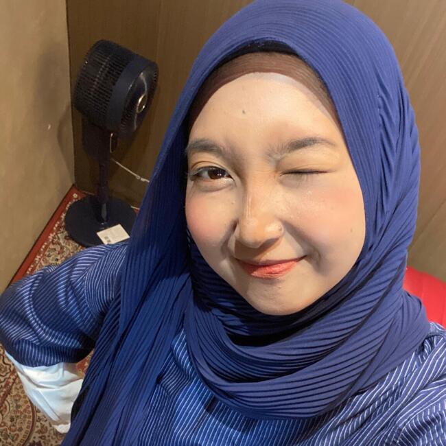 Babysitter in Bandung: Ikke