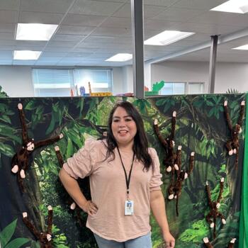 Babysitter in Asheboro: Alejandra