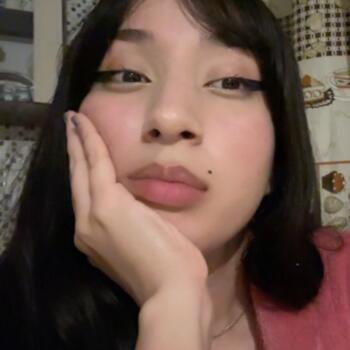 Babysitter in Curitiba: Julia