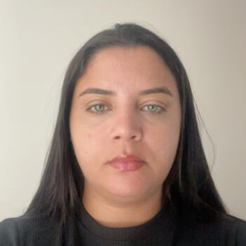 Babá Aparecida de Goiânia: Bruna