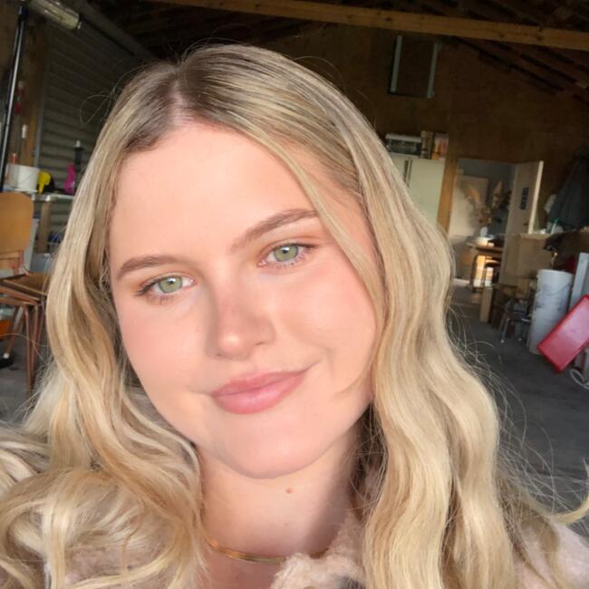 Babysitter in Auckland: Abbie