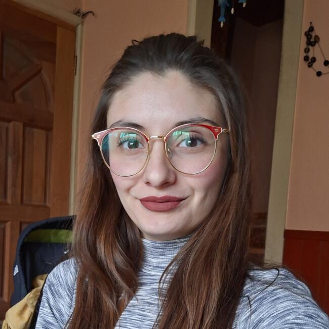 Babysitter in Port Montt: Valentina