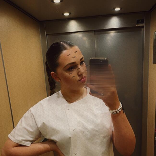 Babysitter in Romainville: Lylia