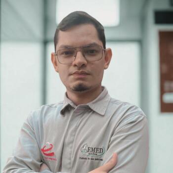Emprego de babá em Belém: emprego de babá Társis