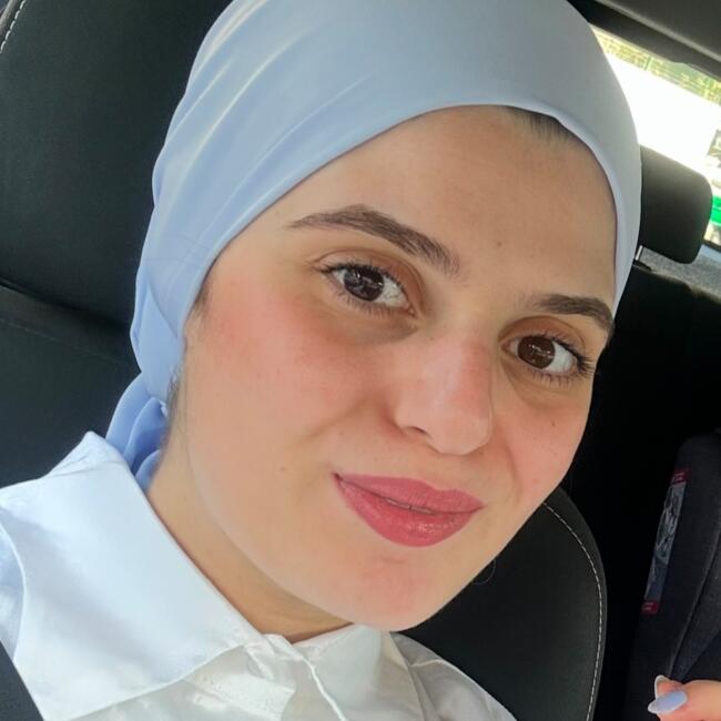 Babysitter in Charleroi: Aya