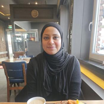 Babysitter in Malmo: Hira