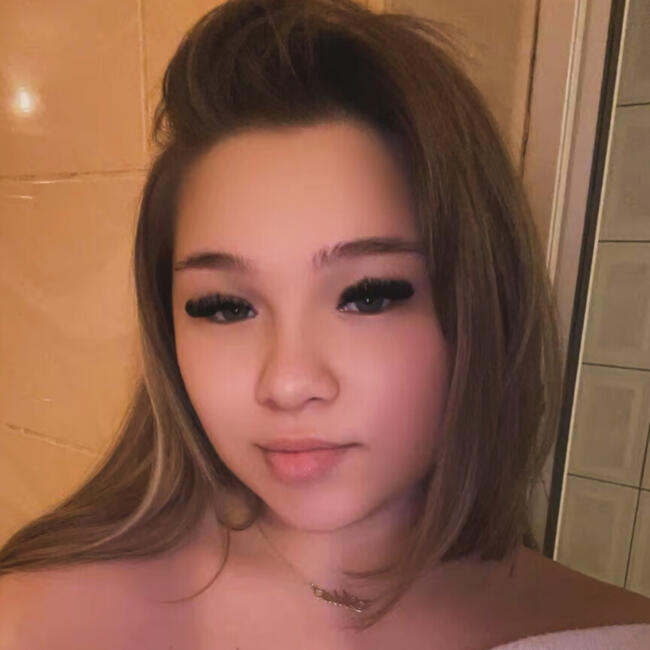 Babysitter in Sabareni: Andreea