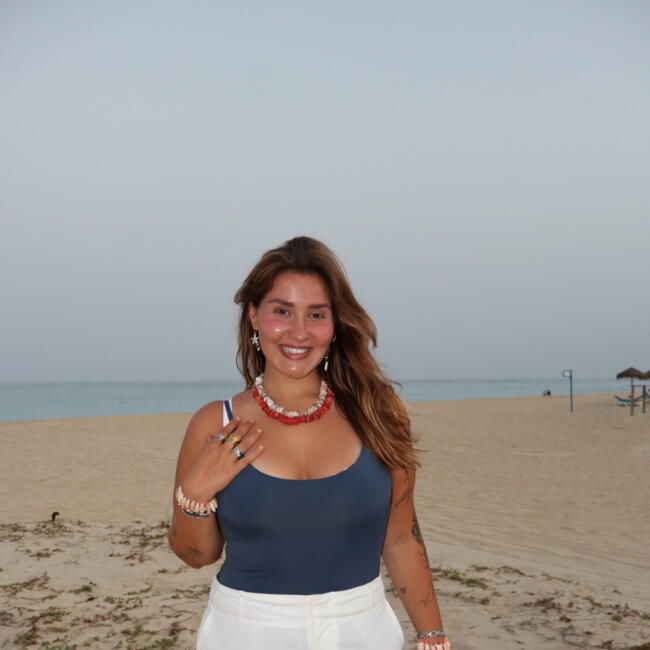 Babysitter in Cascais: Rita