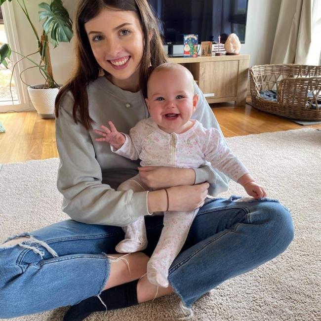 Babysitter in Geelong: Cara