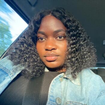 Babysitter em Sintra: Victoria