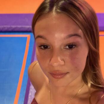 Babysitter in El Paso: Niomi