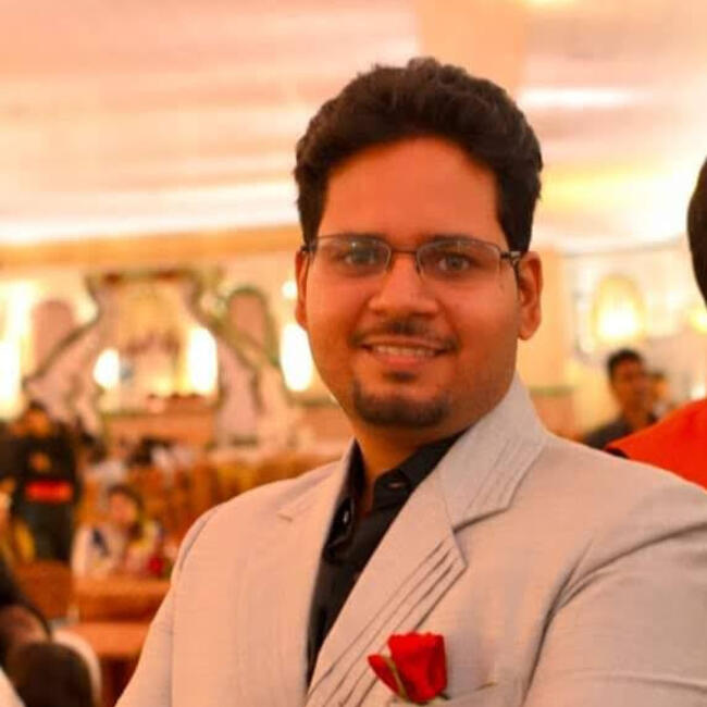 अहमदाबाद में बेबीसिटिंग की नौकरी: Karan
